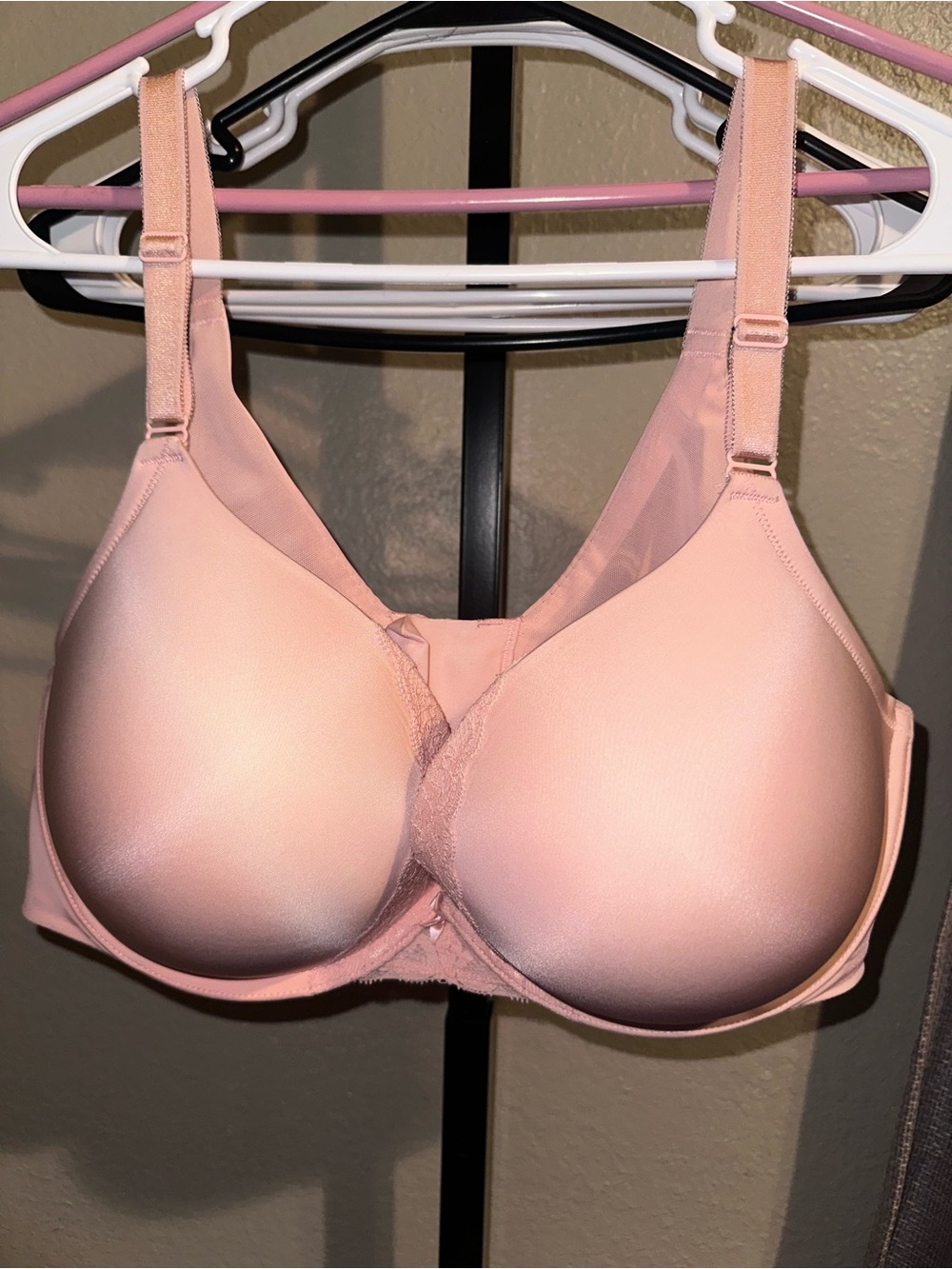 Seamless Light Pink Underwire T-Shirt Bra